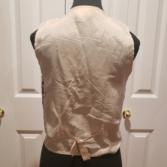 Adult Small Vest with Children of the world design - Picture 3 of 3